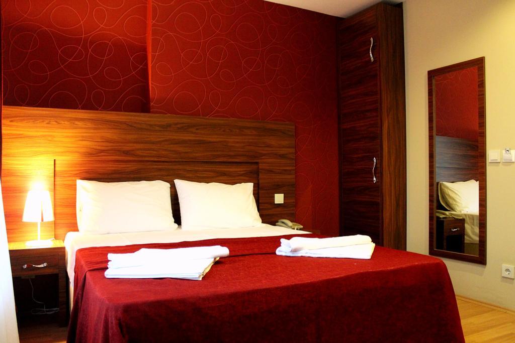 Somya Hotel Gebze Quarto foto
